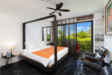 Chalet de 7 dormitorios en Kamala, Tailandia № 153696 - foto 22