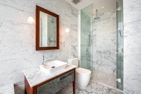 Eigentumswohnung in Watthana, Bangkok, Thailand, 2 Schlafzimmer № 163799 - Foto 13