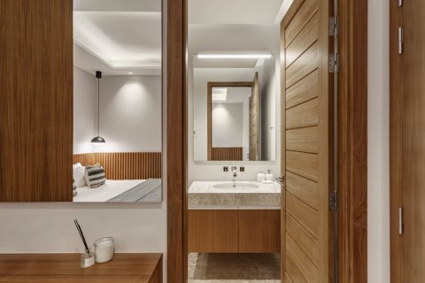 Chalet de 4 dormitorios en Bang Tao, Tailandia № 153820 - foto 15