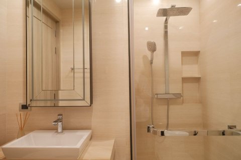 Condo à Watthana, Bangkok, Thaïlande, 2 chambres  № 168174 - photo 13