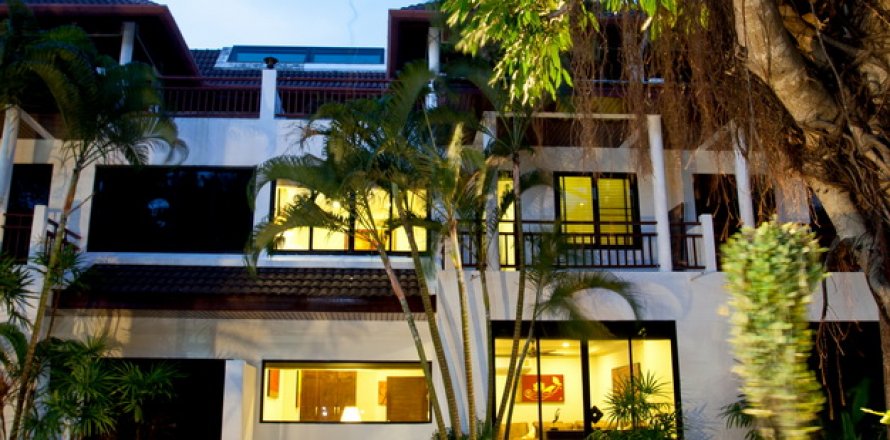 Reihenhaus auf Nai Harn Beach, Thailand 4 Schlafzimmer № 71526
