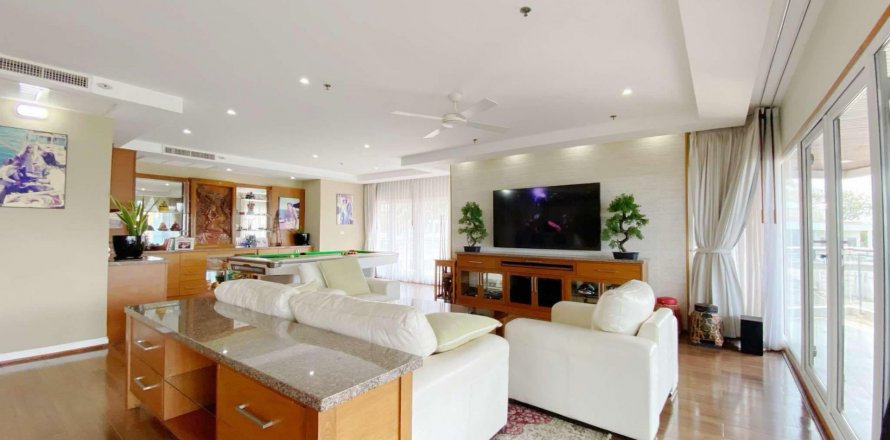Condominio de 2 dormitorios en Pattaya, Tailandia № 121148