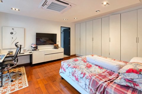 Chalet de 3 dormitorios en Phuket, Tailandia № 210222 - foto 7