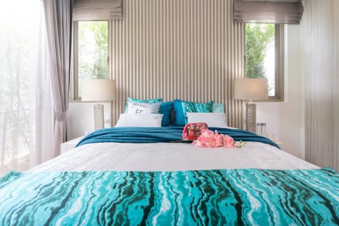 Chalet de 5 dormitorios en Bang Tao, Tailandia № 152502 - foto 6