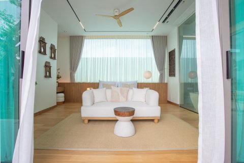 Chalet de 3 dormitorios en Bang Tao, Tailandia № 210253 - foto 14