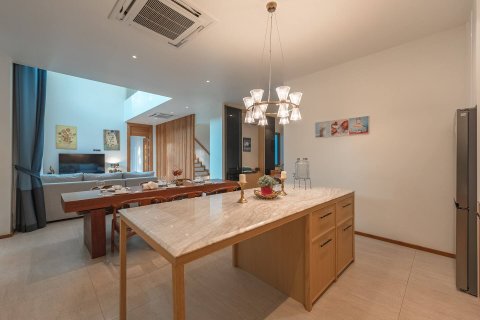 Chalet de 4 dormitorios en Bang Tao, Tailandia № 152468 - foto 22