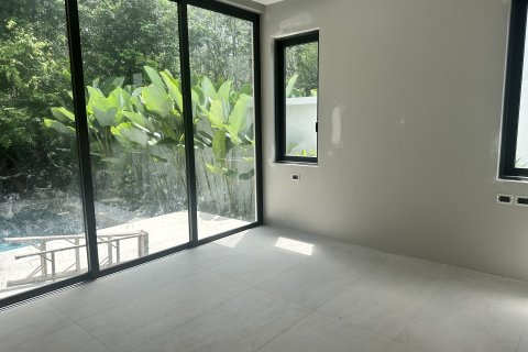 Chalet de 3 dormitorios en Bang Tao, Tailandia № 210014 - foto 6