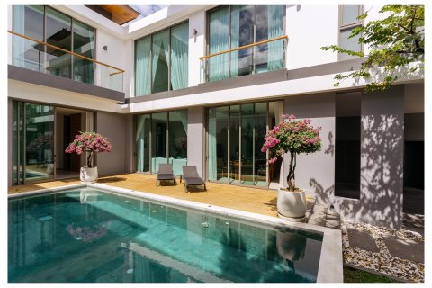 Chalet de 3 dormitorios en Bang Tao, Tailandia № 210013 - foto 24