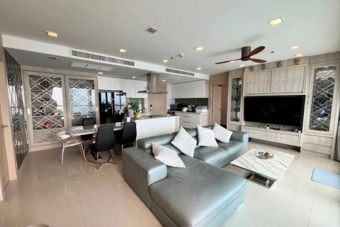 Off-Plan The Palm Wongamat Beach in Pattaya, Thailand № 28713 - Foto 17