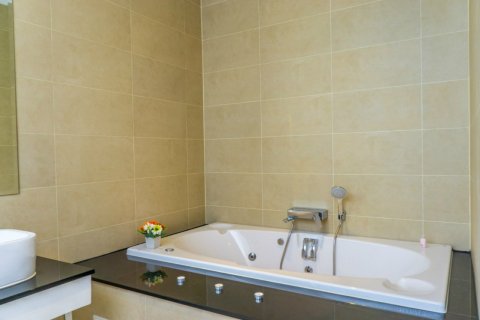 Villa on Nai Harn Beach, Thailand 3 bedrooms № 210223 - photo 15