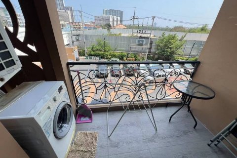 Condo in Pattaya, Thailand, 1 bedroom  № 135312 - photo 8