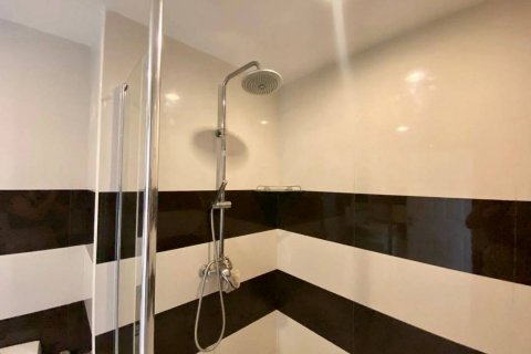 Condominio de 1 dormitorio en Pattaya, Tailandia № 135278 - foto 9