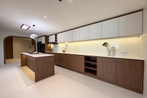 Chalet de 3 dormitorios en Talat Yai, Tailandia № 153762 - foto 5