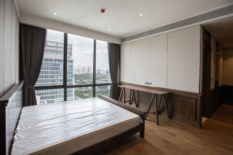 Condominio de 3 dormitorios en Pathum Wan, Bangkok, Tailandia № 163890 - foto 11