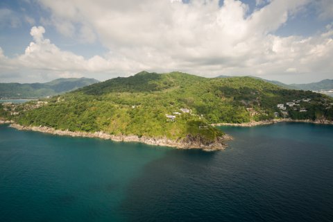 Chalet de 4 dormitorios en Kamala, Tailandia № 153782 - foto 7