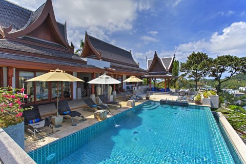 Chalet de 5 dormitorios en Surin, Tailandia № 70934