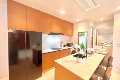 Chalet de 3 dormitorios en Bang Tao, Tailandia № 152504 - foto 10
