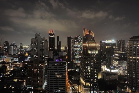 Condominio de 3 dormitorios en Khlong Toei, Bangkok, Tailandia № 164021 - foto 13