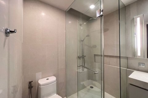 Condominio de 3 dormitorios en Khlong Toei, Bangkok, Tailandia № 164021 - foto 12