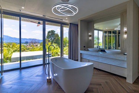 Chalet de 6 dormitorios en Bang Tao, Tailandia № 153695 - foto 18