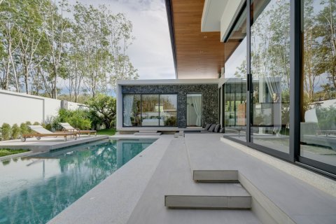 Chalet de 3 dormitorios en Bang Tao, Tailandia № 210004 - foto 5