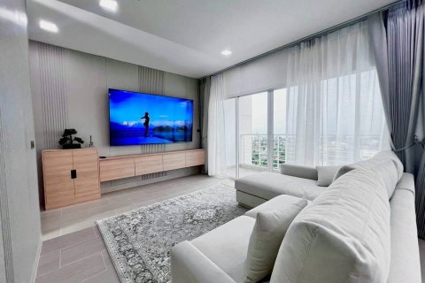 Condominio de 2 dormitorios en Pattaya, Tailandia № 151027 - foto 2