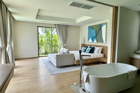 Chalet de 4 dormitorios en Bang Tao, Tailandia № 152416 - foto 15