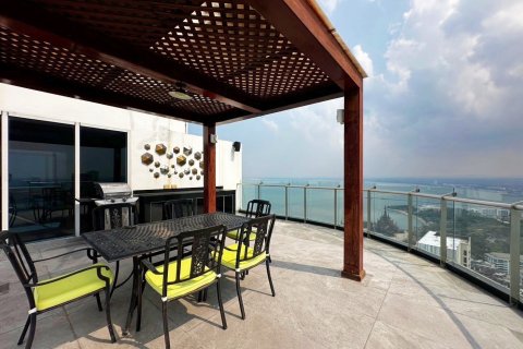 Condominio de 4 dormitorios en Pattaya, Tailandia № 146383 - foto 19