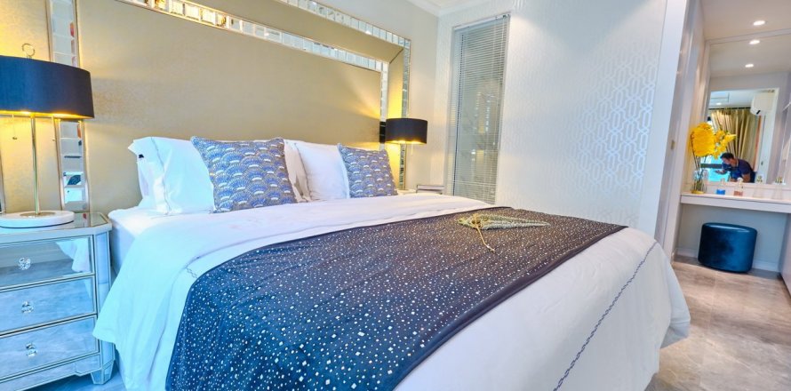 Condominio de 2 dormitorios en Pattaya, Tailandia en Seven Seas Le Carnival № 68154