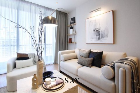 Condominio de 2 dormitorios en Khlong Toei, Bangkok, Tailandia № 163777 - foto 2