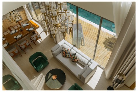 Chalet de 3 dormitorios en Bang Tao, Tailandia № 210013 - foto 15