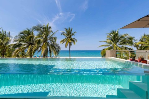 Chalet de 3 dormitorios en Bang Tao, Tailandia № 153758 - foto 9