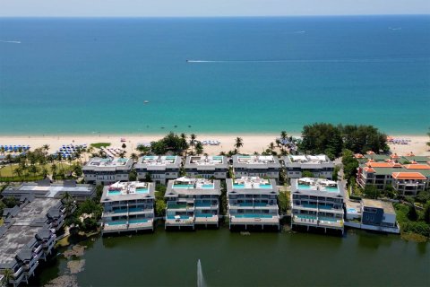 Chalet de 3 dormitorios en Bang Tao, Tailandia № 153758 - foto 7