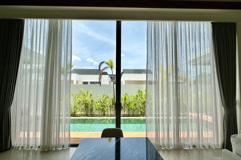Chalet de 3 dormitorios en Bang Tao, Tailandia № 210009 - foto 10