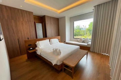 Propiedad 300 m2 en Chalong, Tailandia № 135206 - foto 3