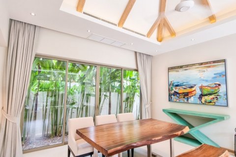 Chalet de 3 dormitorios en Bang Tao, Tailandia № 135184 - foto 7