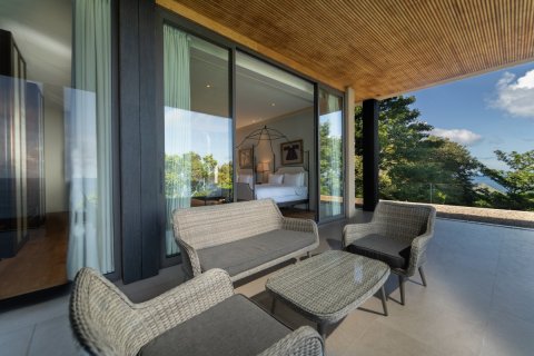 Chalet de 5 dormitorios en Kamala, Tailandia № 153760 - foto 12