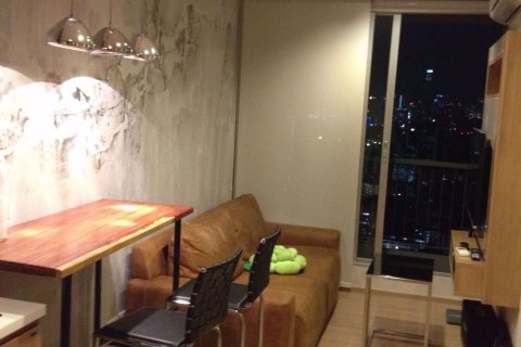 Condo à Bangkok, Thaïlande, 1 chambre à Rhythm Phahol-Ari  № 51570