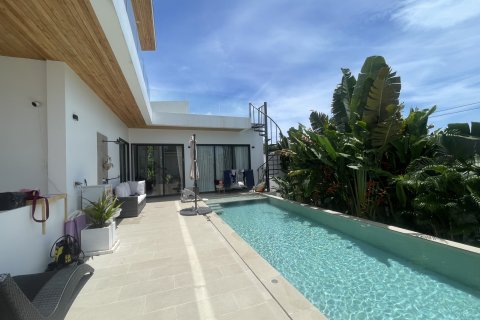 Chalet de 3 dormitorios en Ko Samui, Tailandia № 180361 - foto 2