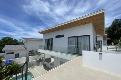 Chalet de 3 dormitorios en Ko Samui, Tailandia № 180361 - foto 15