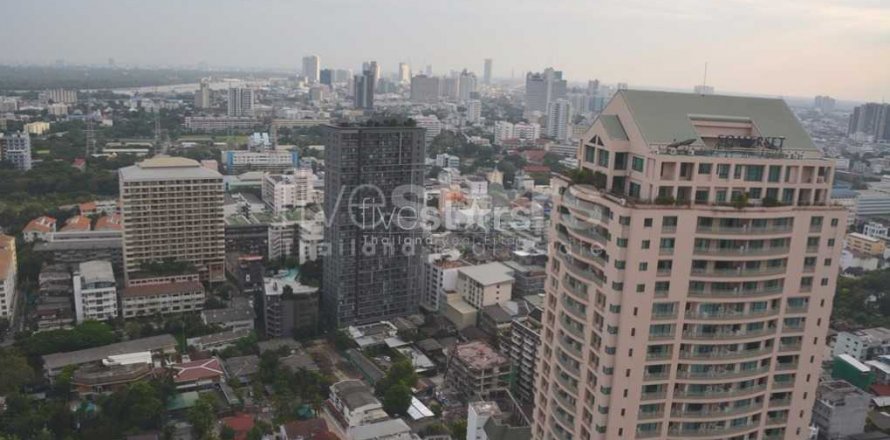 Condominio de 3 dormitorios en Bangkok, Tailandia № 66999