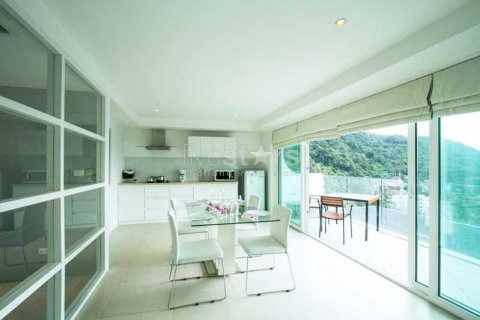 Condominio de 2 dormitorios en Phuket, Tailandia № 66997 - foto 2