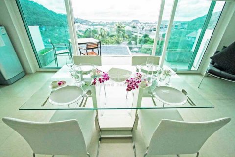 Condominio de 2 dormitorios en Phuket, Tailandia № 66997