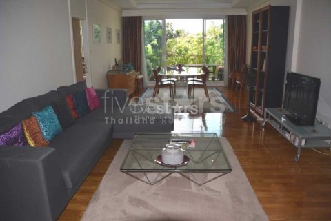 Condominio de 3 dormitorios en Bangkok, Tailandia № 67001 - foto 2