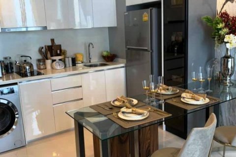 Condominio de 2 dormitorios en Bangkok, Tailandia № 66670 - foto 2