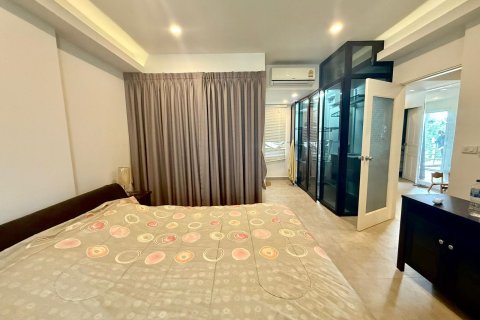 Appartement à Pattaya, Thaïlande 2 chambres № 155607 - photo 24