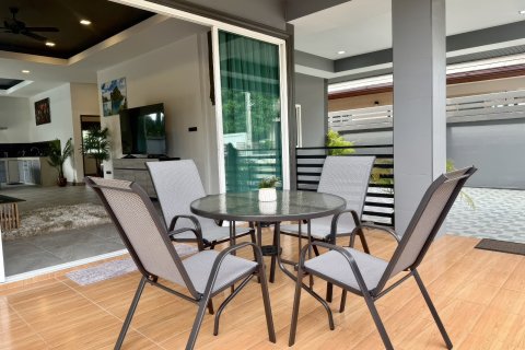 Casa de 3 dormitorios en Pattaya, Tailandia № 155608 - foto 14