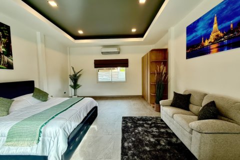 Casa de 3 dormitorios en Pattaya, Tailandia № 155608 - foto 25