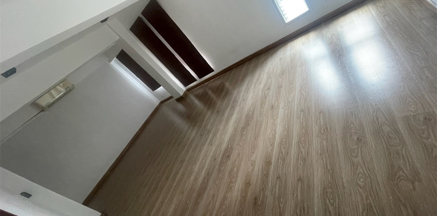 Office à Bangkok, Thaïlande 73 m2 № 190487
