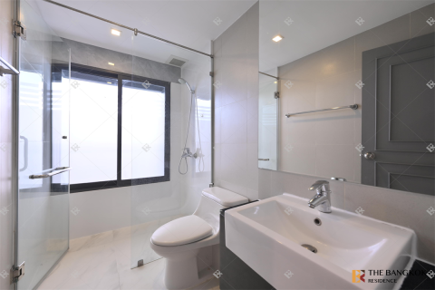 Eigentumswohnung in Bangkok, Thailand, 3 Schlafzimmer  № 185478 - Foto 8